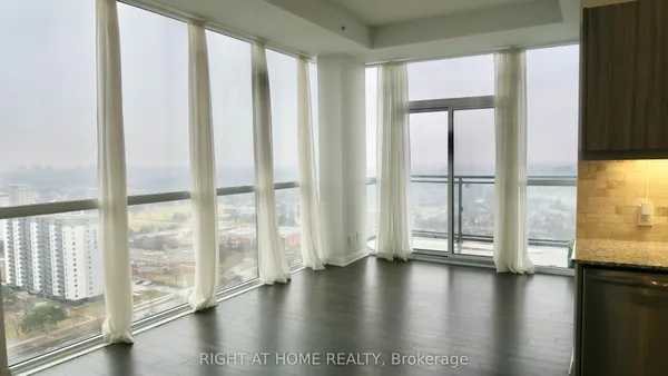 30 Meadowglen Place, Unit 2707 — photo 2