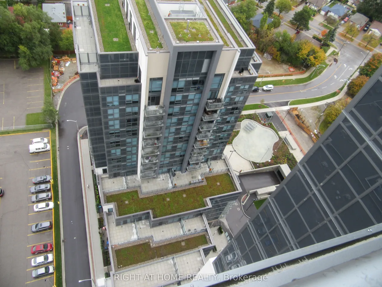 30 Meadowglen Place, Unit 2707 — photo 26