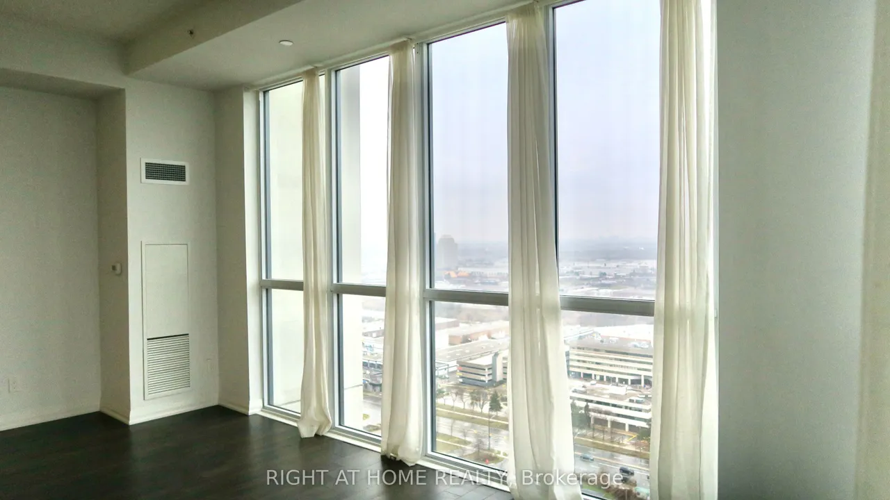 30 Meadowglen Place, Unit 2707 — photo 3