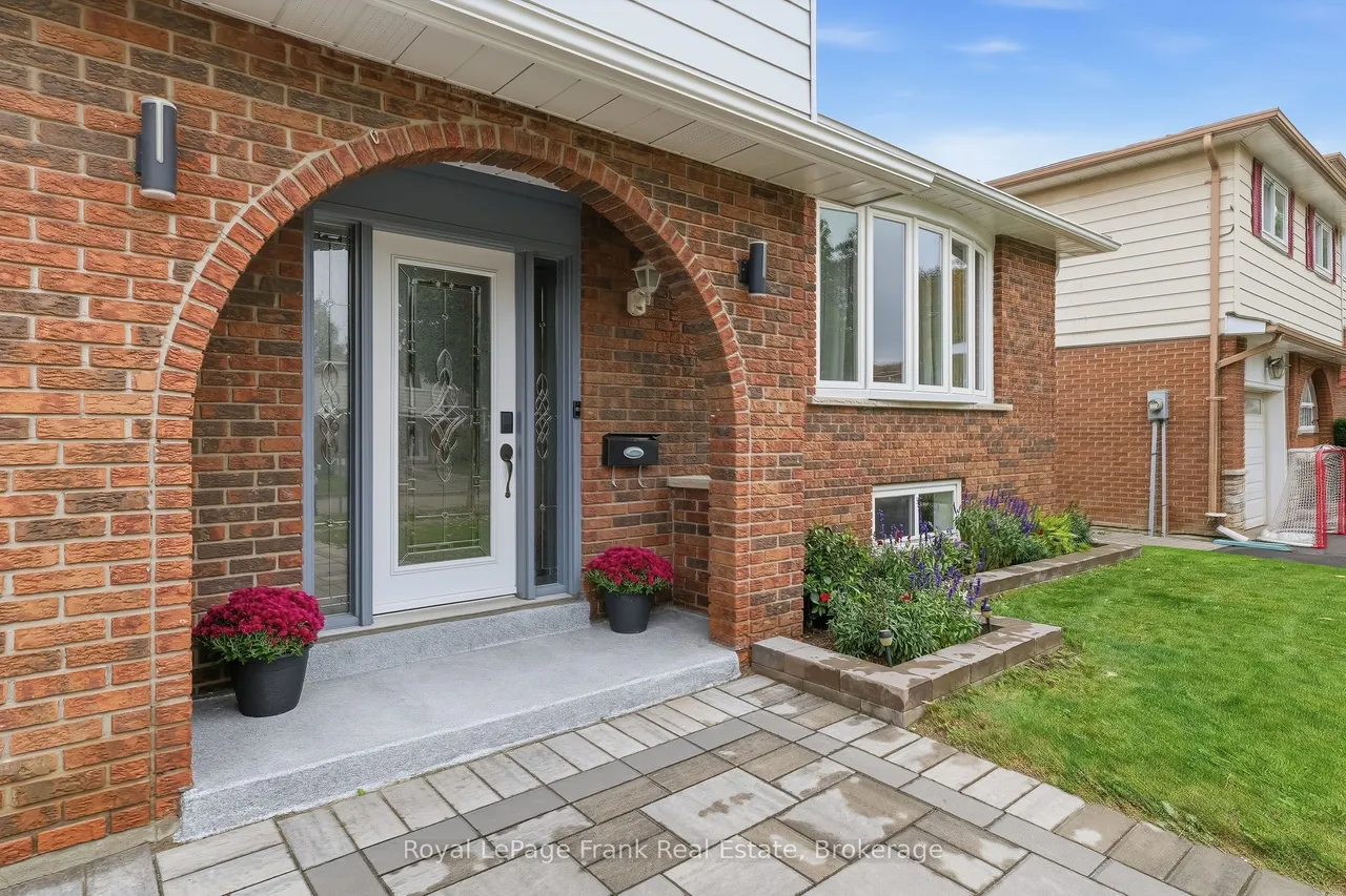 15 Hillier Street — photo 3