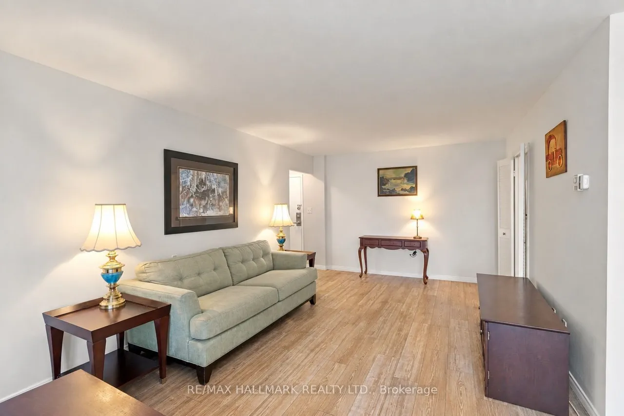 1 Massey Square, Unit 1419 — photo 2