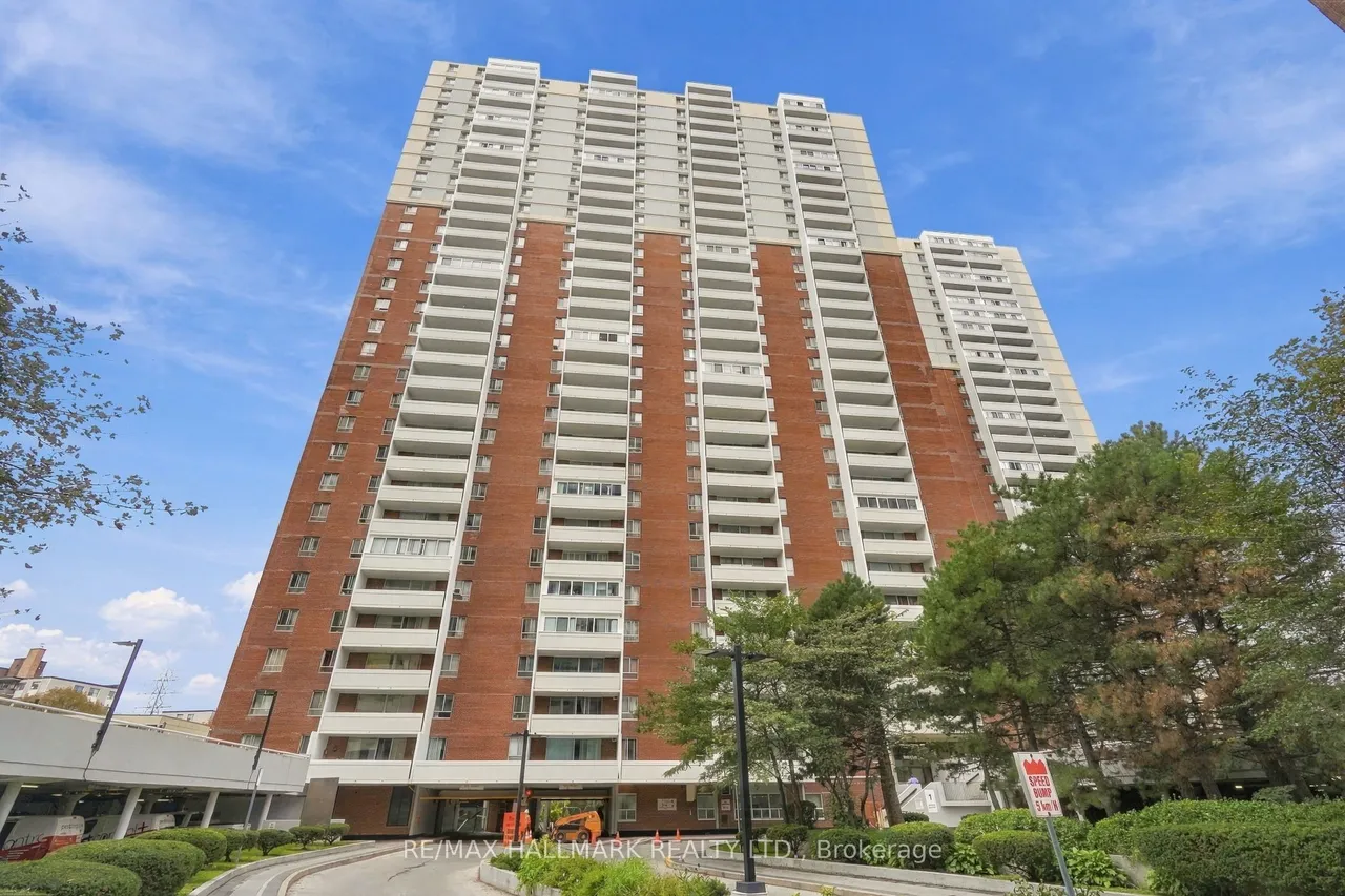 1 Massey Square, Unit 1419