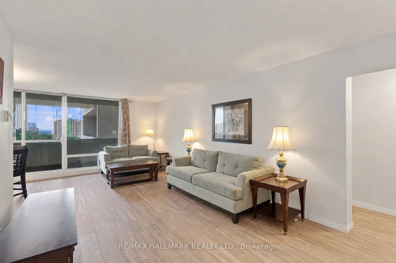 1 Massey Square, Unit 1419 — photo 3