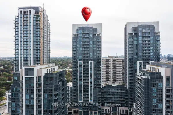 20 Meadowglen Place, Unit 322