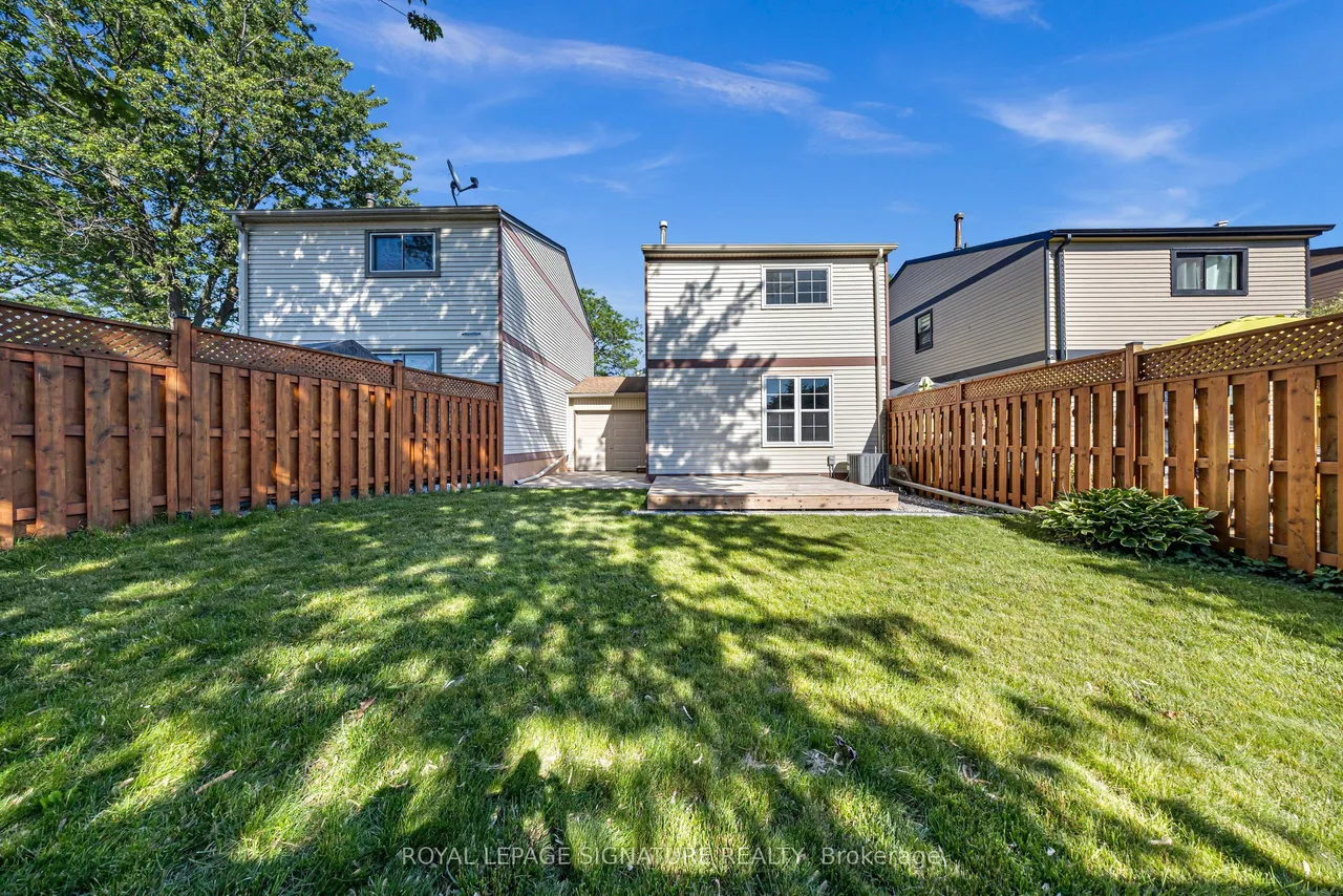 53 Banner Crescent — photo 31