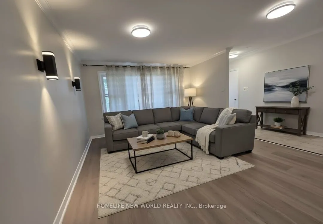 544 Mary Street E — photo 2