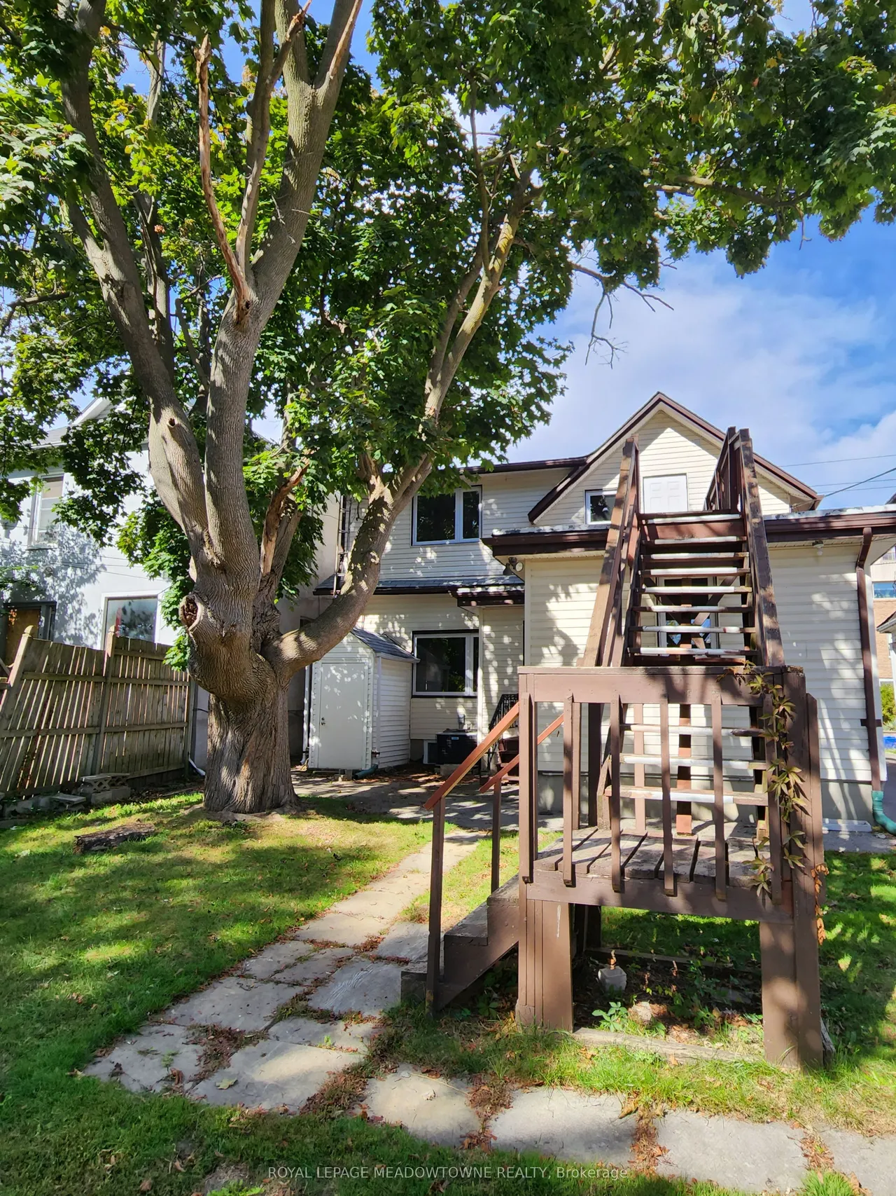 119 Colborne Street E — photo 17