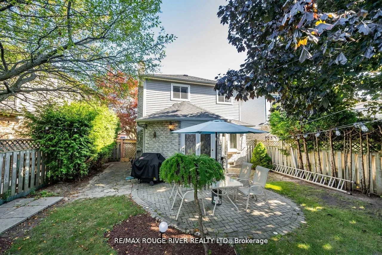 880 Castlegrove Avenue — photo 34