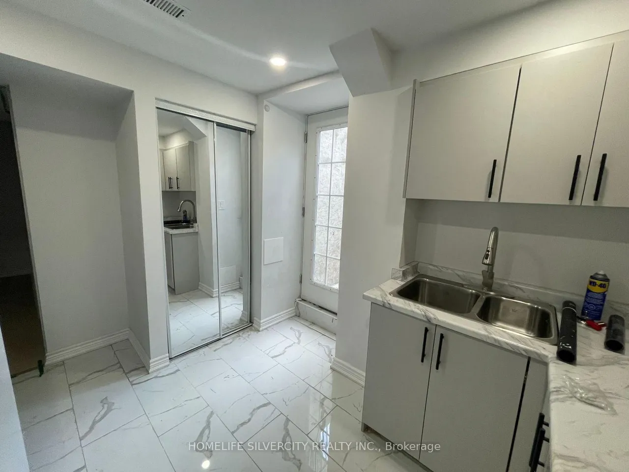 29 Dunstable Drive, Unit 2