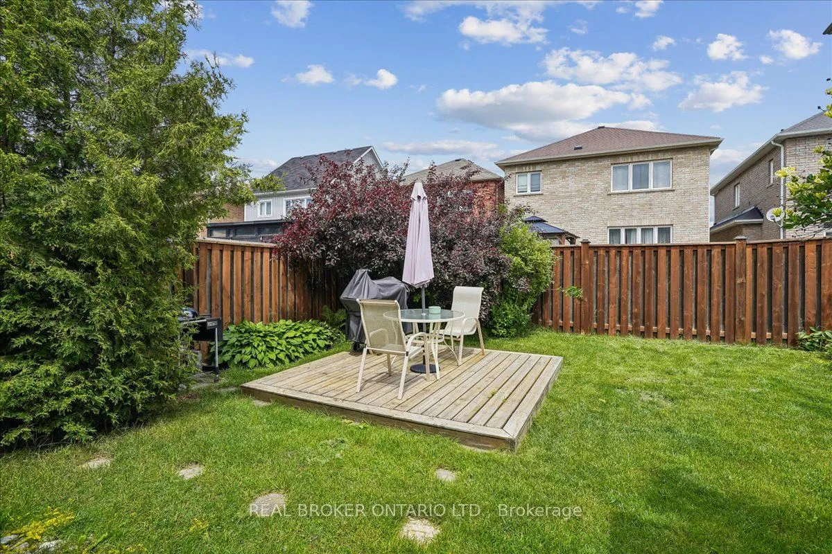 90 Erskine Drive — photo 25