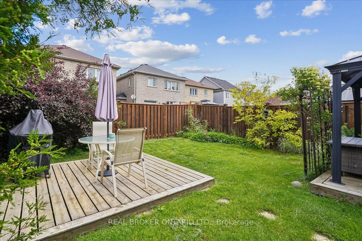 90 Erskine Drive — photo 26