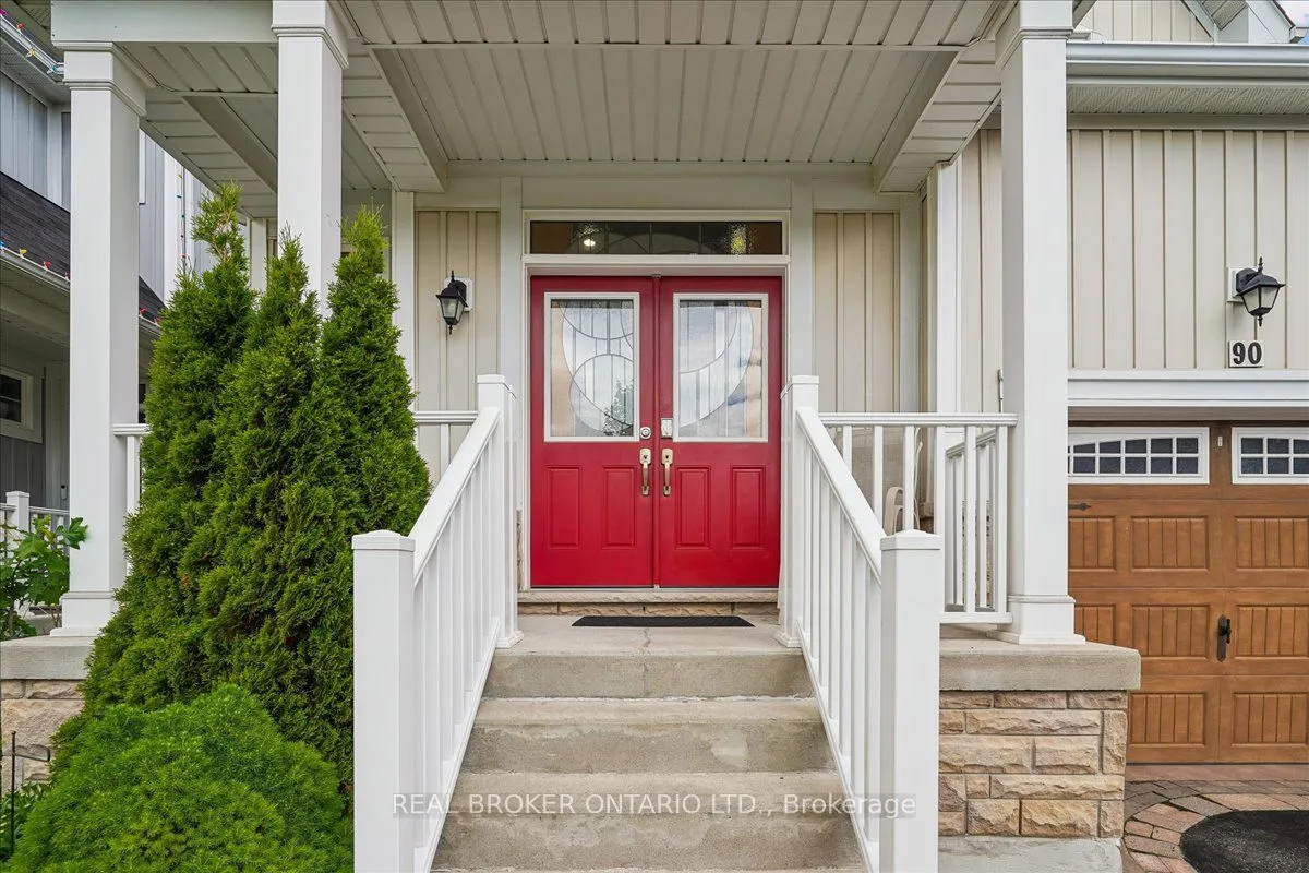 90 Erskine Drive — photo 3