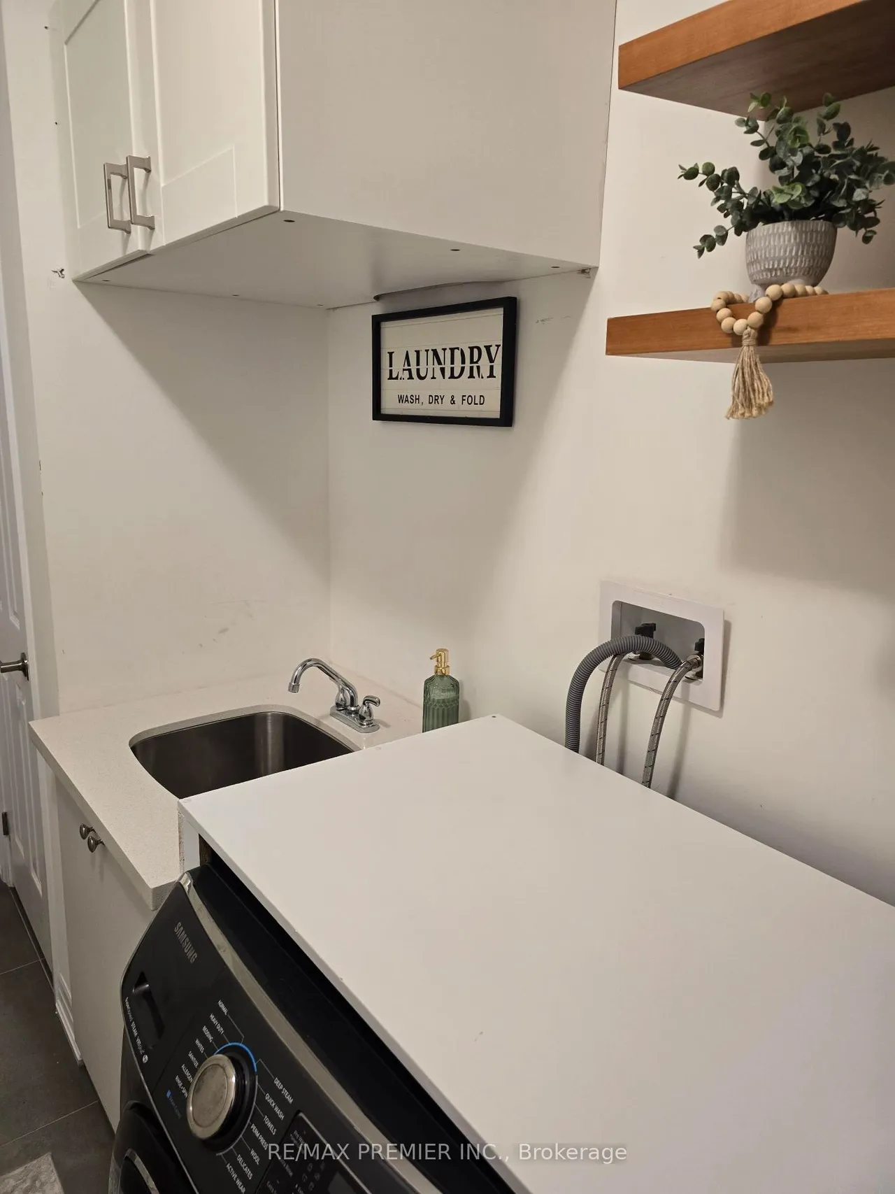 106 Ed Ewert Avenue — photo 41