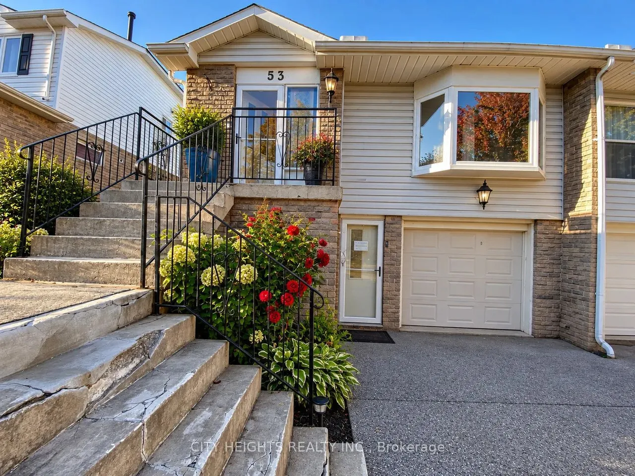 53 Goldring Drive