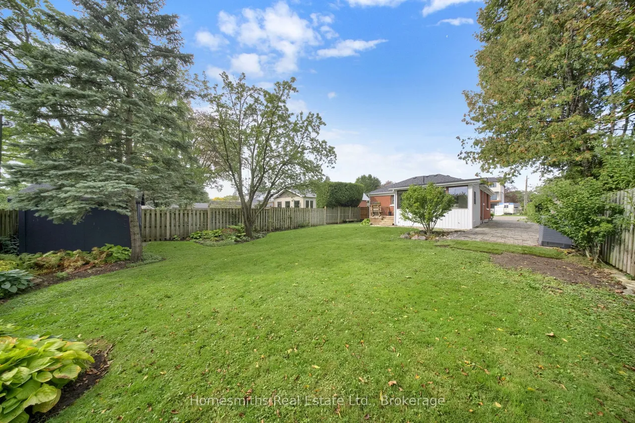 1 Edsall Avenue — photo 47