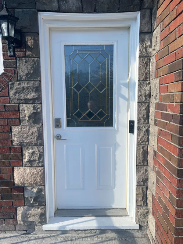 236 Mcnaughton Avenue — photo 2
