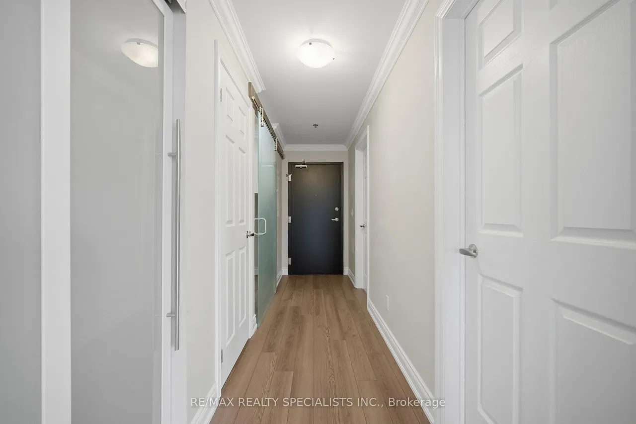 21 Brookhouse Drive, Unit 304 — photo 2