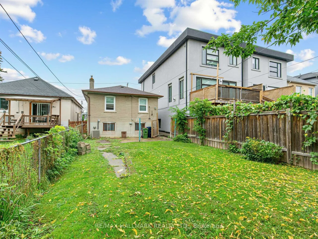 65 Holmstead Avenue — photo 9