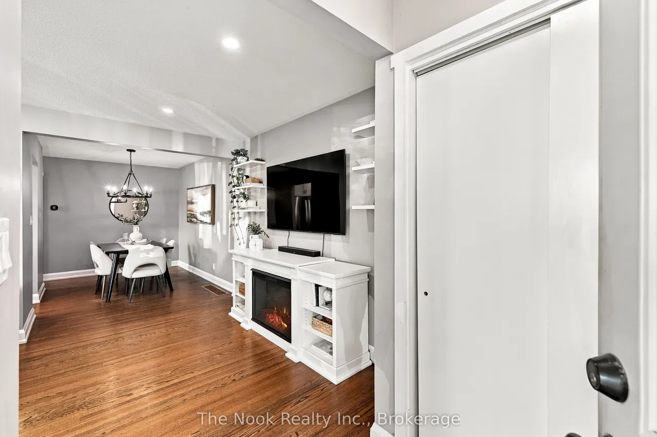 293 Brighton Court — photo 3