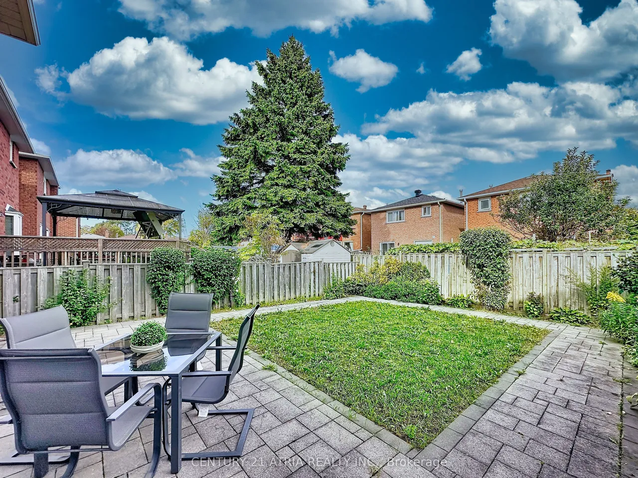 58 Danjohn Crescent — photo 22