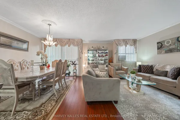 10 Crescent Town Road, Unit 301 — photo 2