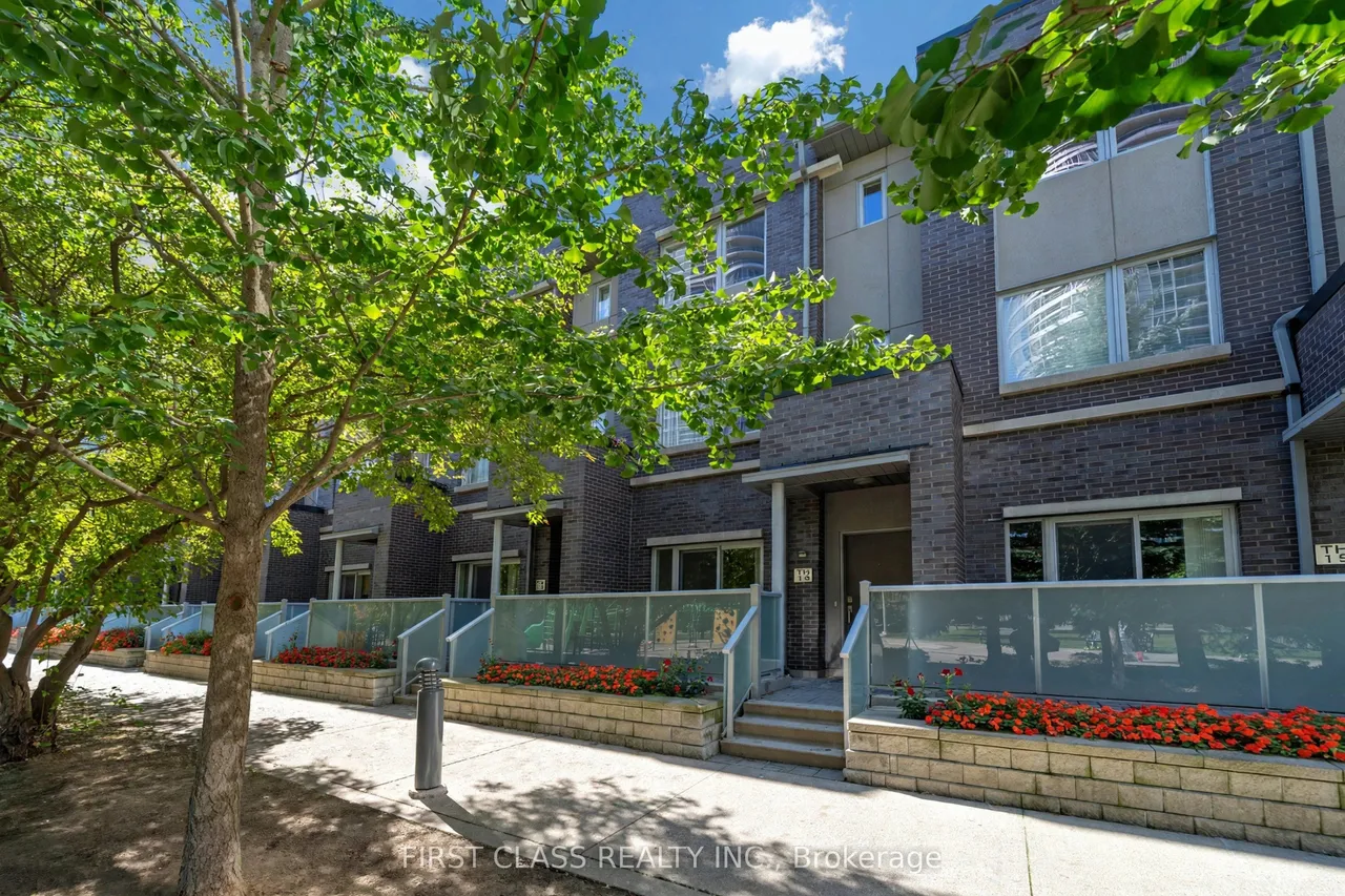 310 Village Green Square, Unit 14 — photo 2