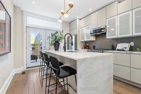 75 Laing Street — photo 2