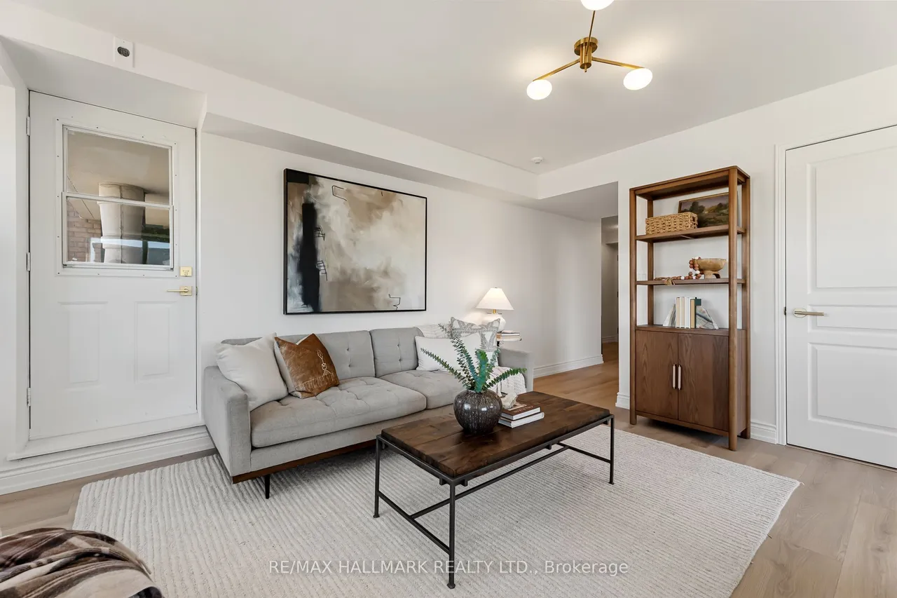 1797 Queen Street E, Unit 404 — photo 3