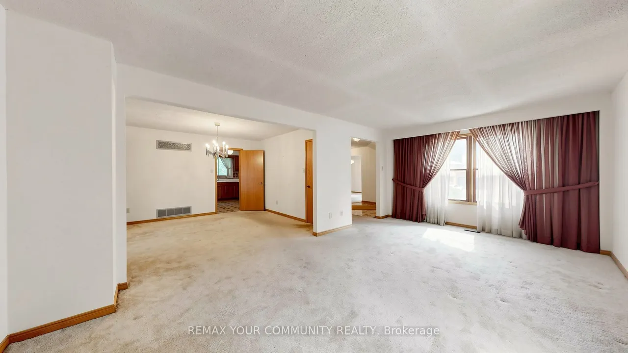 2 Trimontium Crescent — photo 3