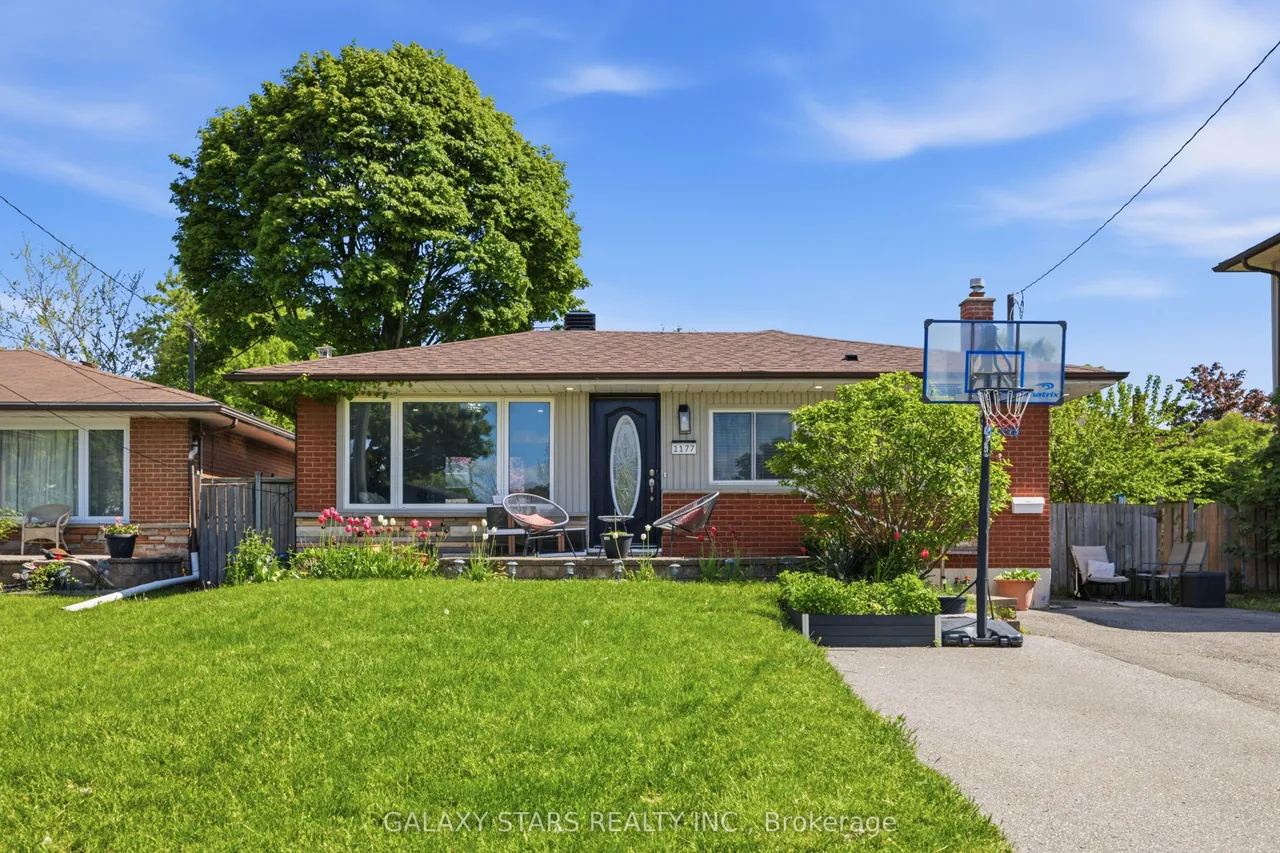1177 Lisgar Avenue — photo 3