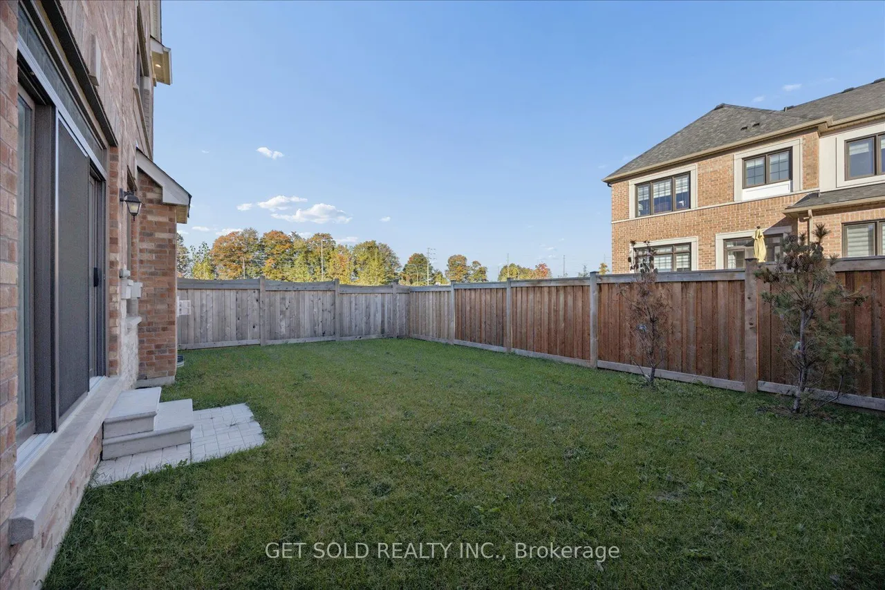 34 Huggins Drive — photo 40