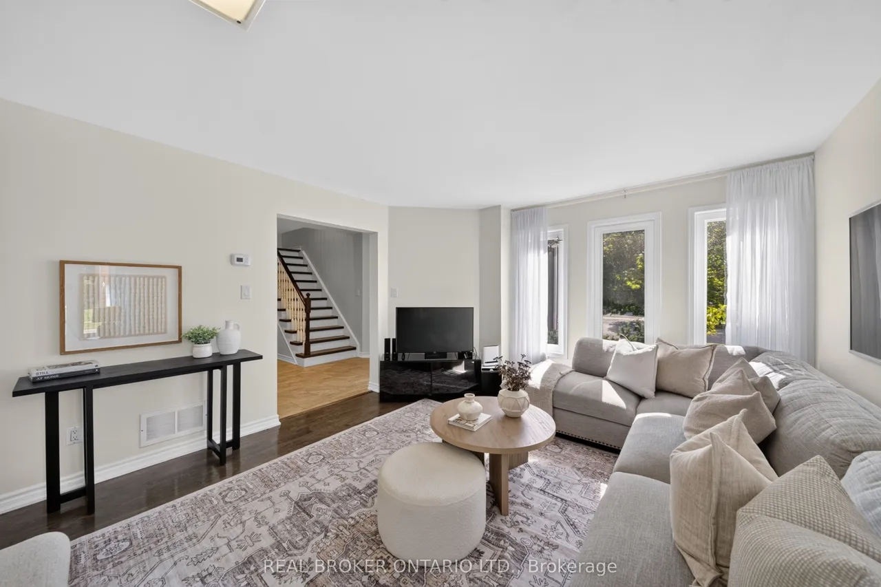 63 Eric Clarke Drive — photo 3
