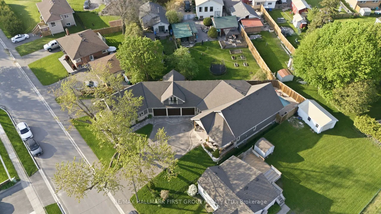53 Brown Street — photo 2