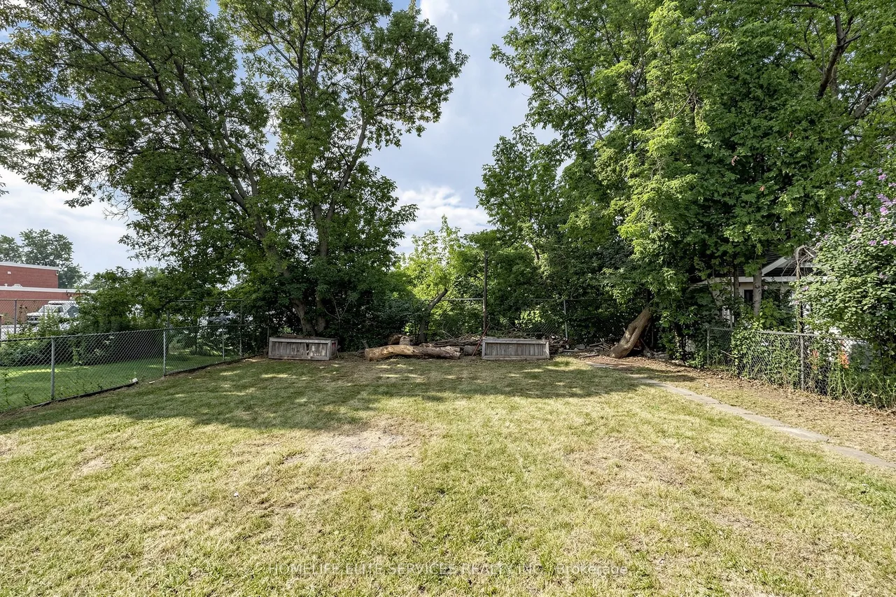 76 Gooderham Drive — photo 50
