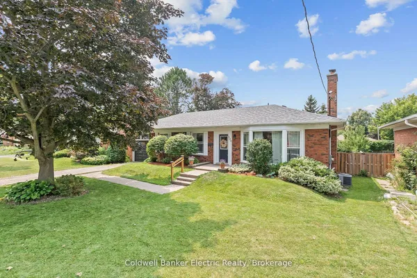 326 Cochrane Street