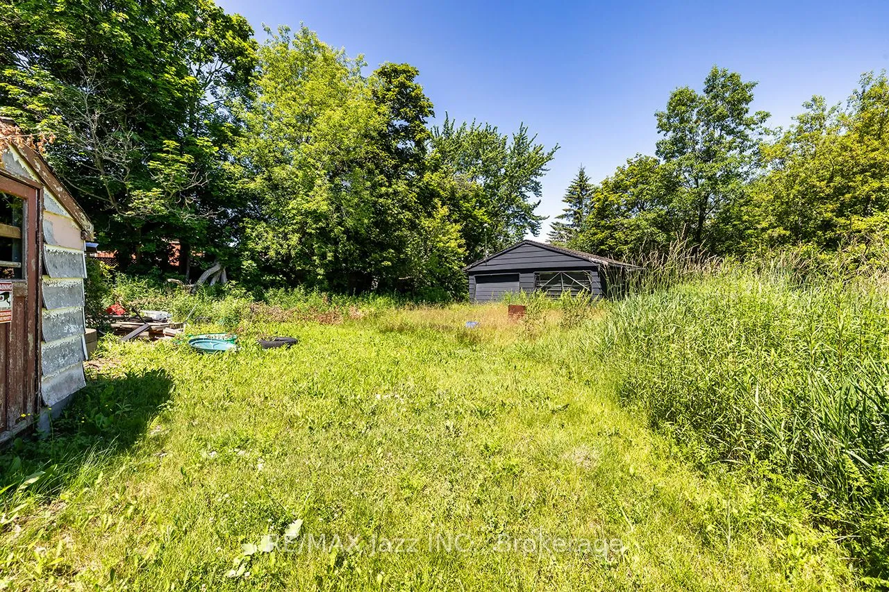 2216 Highway 2 — photo 26