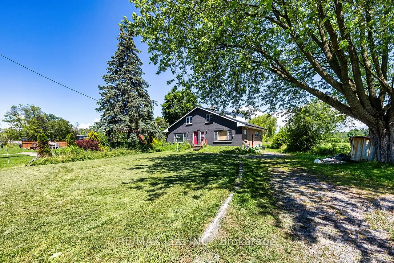 2216 Highway 2 — photo 2