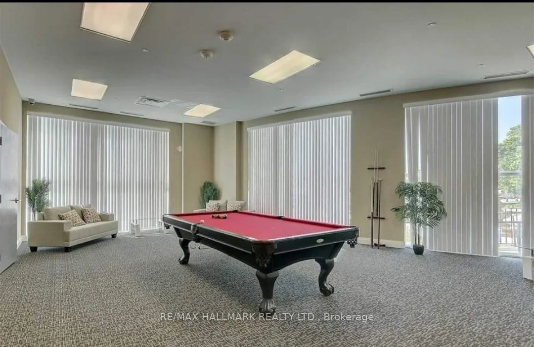 2152 Lawrence Avenue, Unit 105 — photo 15