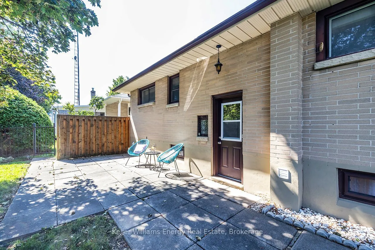 403 Rossmount Avenue — photo 42