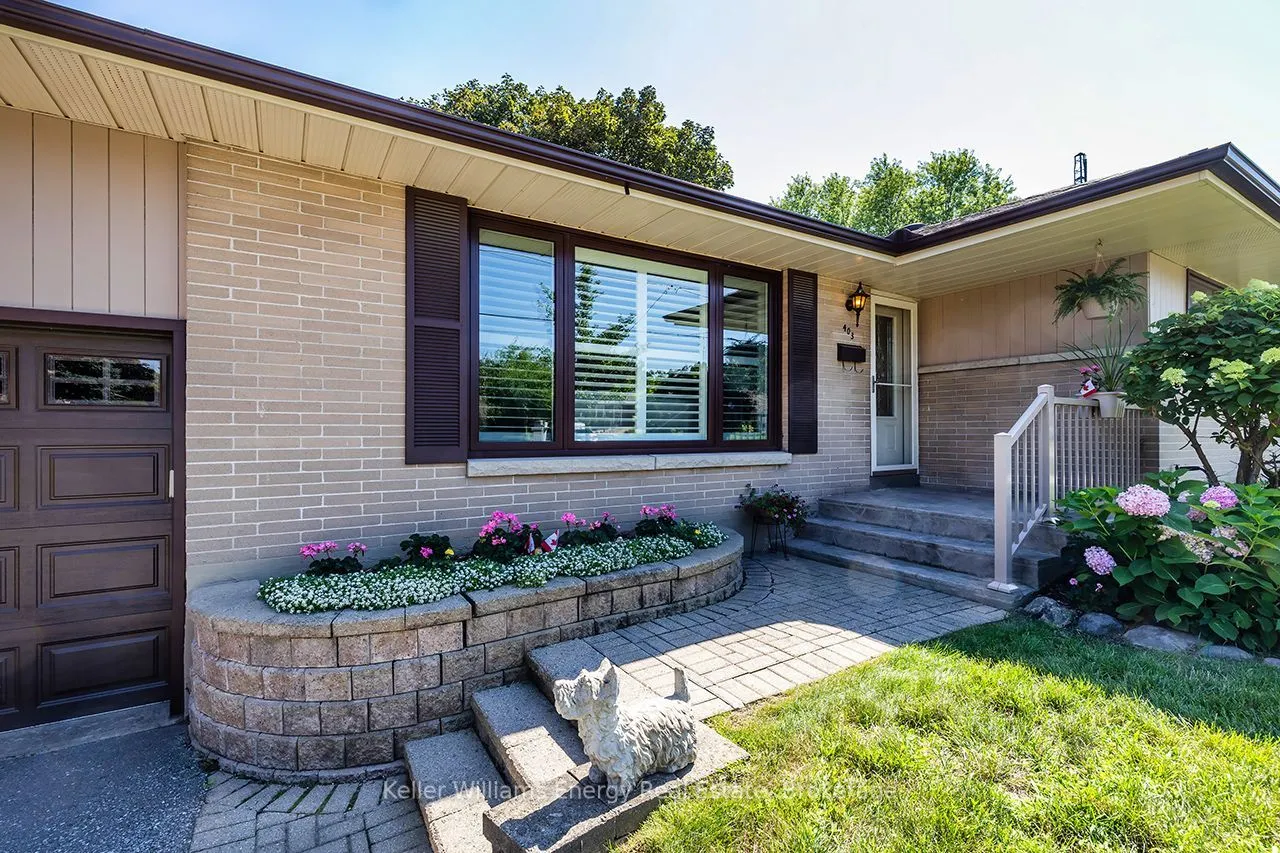 403 Rossmount Avenue — photo 2