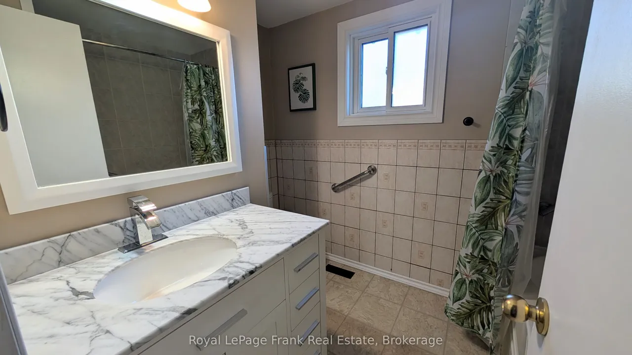 582 Lakeview Avenue — photo 12