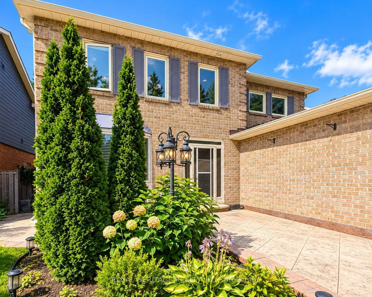 1221 Fieldstone Circle — photo 3