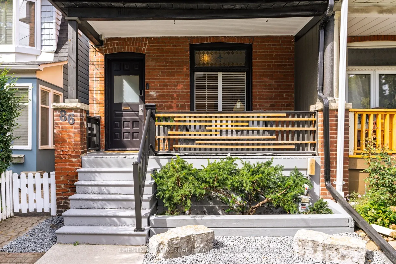 86 Cambridge Avenue — photo 2