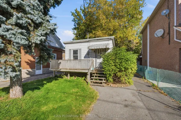 372 Pine Avenue — photo 2