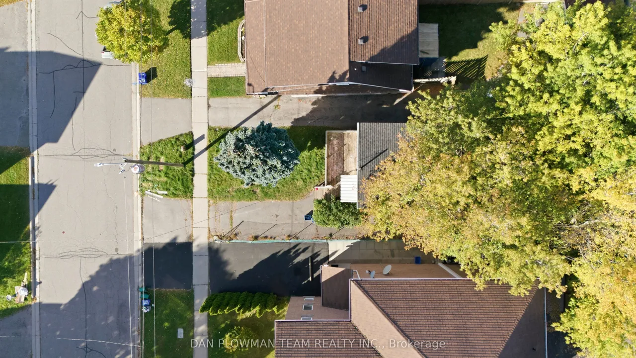 372 Pine Avenue — photo 9