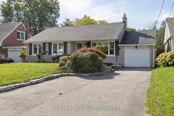 700 Grierson Street — photo 2