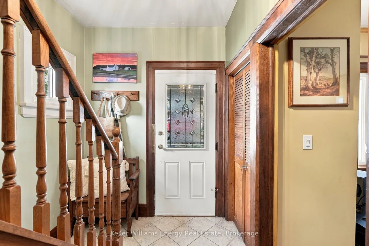 256 Grooms Avenue — photo 3