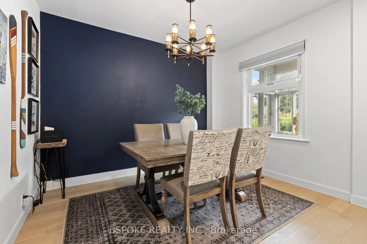 546 Main Street — photo 2