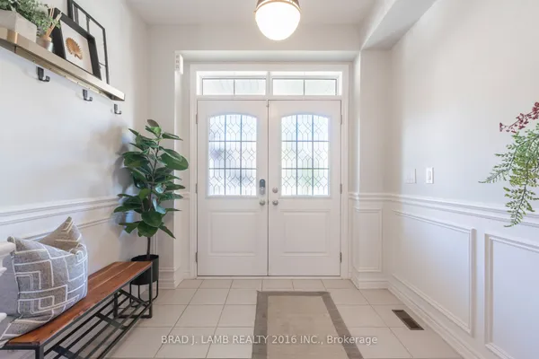 57 Sutcliffe Drive — photo 2