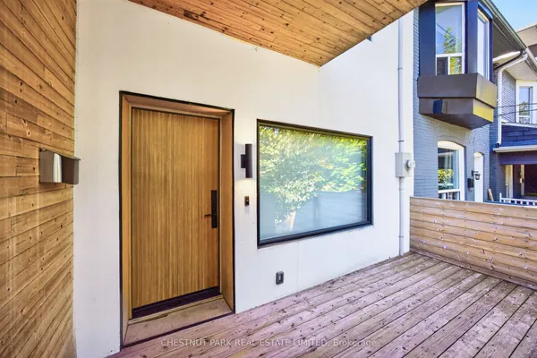 26 Caroline Avenue — photo 2